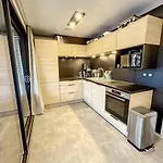 בקתה Standing Avec Piscine Chauffee, 4 Couchages, Proche Et Commerces, Wifi Inclus - Fr-1-361-527 *