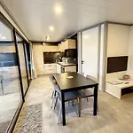 Standing Avec Piscine Chauffee, 4 Couchages, Proche Et Commerces, Wifi Inclus - Fr-1-361-527