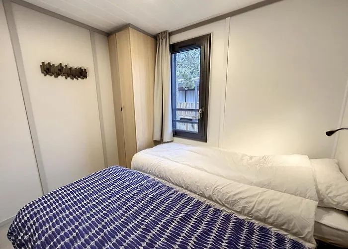 Chalet Standing Avec Piscine Chauffee, 4 Couchages, Proche Et Commerces, Wifi Inclus - Fr-1-361-527 *