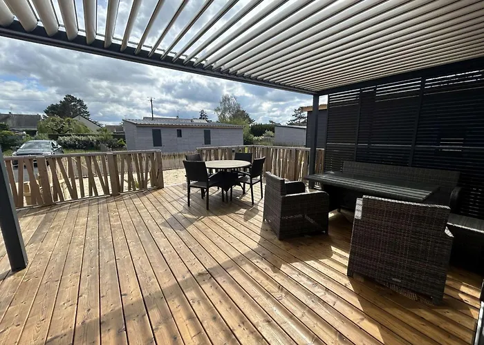 Chalet Standing Avec Piscine Chauffee, 4 Couchages, Proche Et Commerces, Wifi Inclus - Fr-1-361-527 *